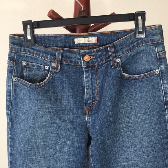 NWOT Levi’s with Custom Kick! - Picture 6 of 8
